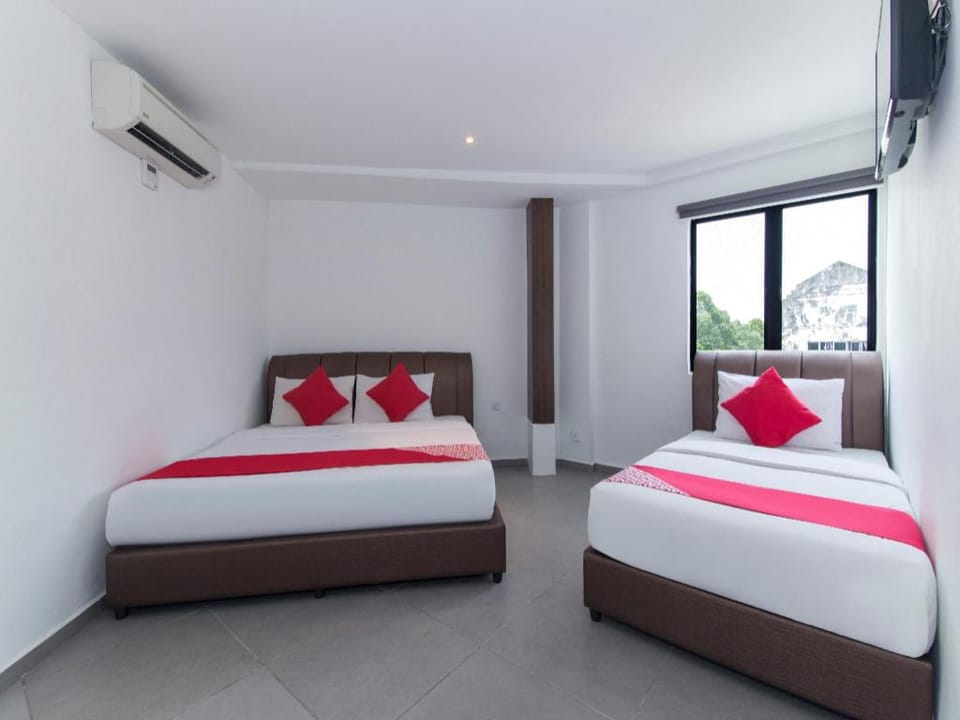 Super OYO 246 Link Inn Hotel in Johor Bahru
