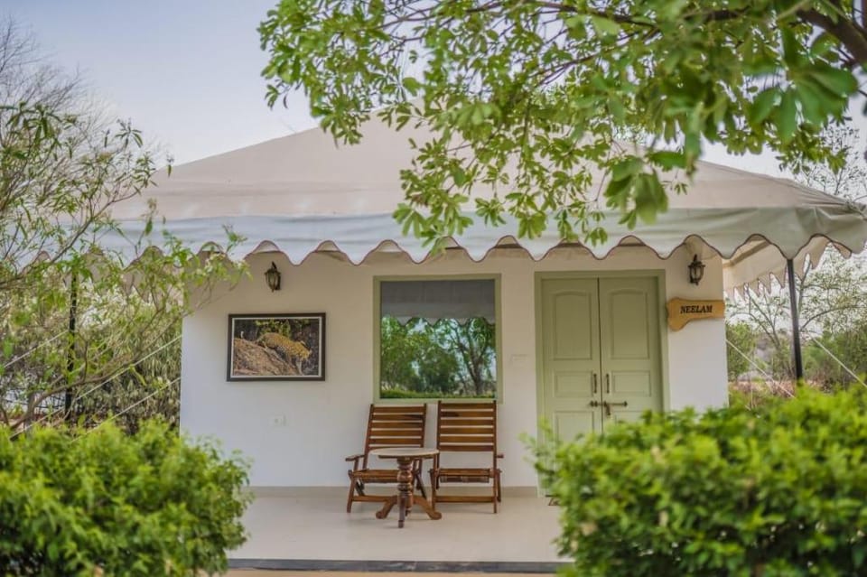 Varawal Jawai Leopard Safari Camp Luxury tent in Rajasthan