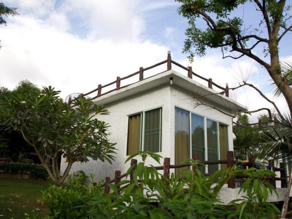 Prib1000dow Home And Camping Campground/ 
RV Resort in Thailand