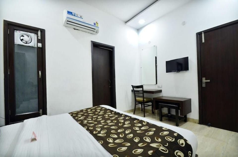 Super Hotel O Winner Inn Hotel in Punjab, India