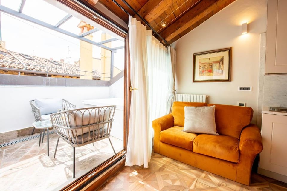 BolognaRoomscom - Falegnami Boutique Apartment in Bologna