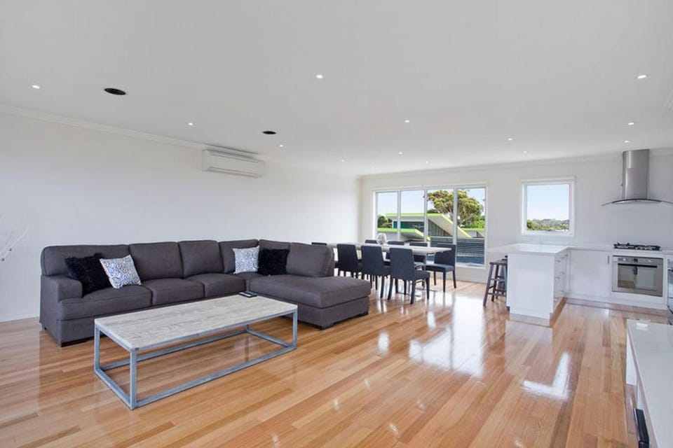 Whitewater Apartment 101 Apartment in Torquay