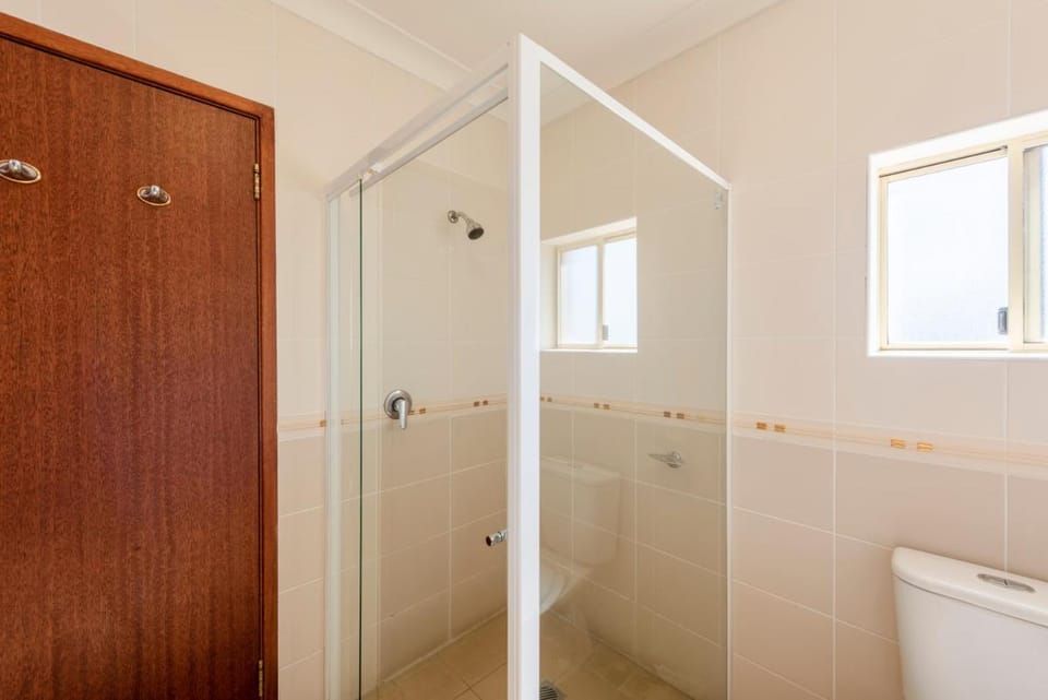 Best Western Plus Ambassador Orange Motel in Orange