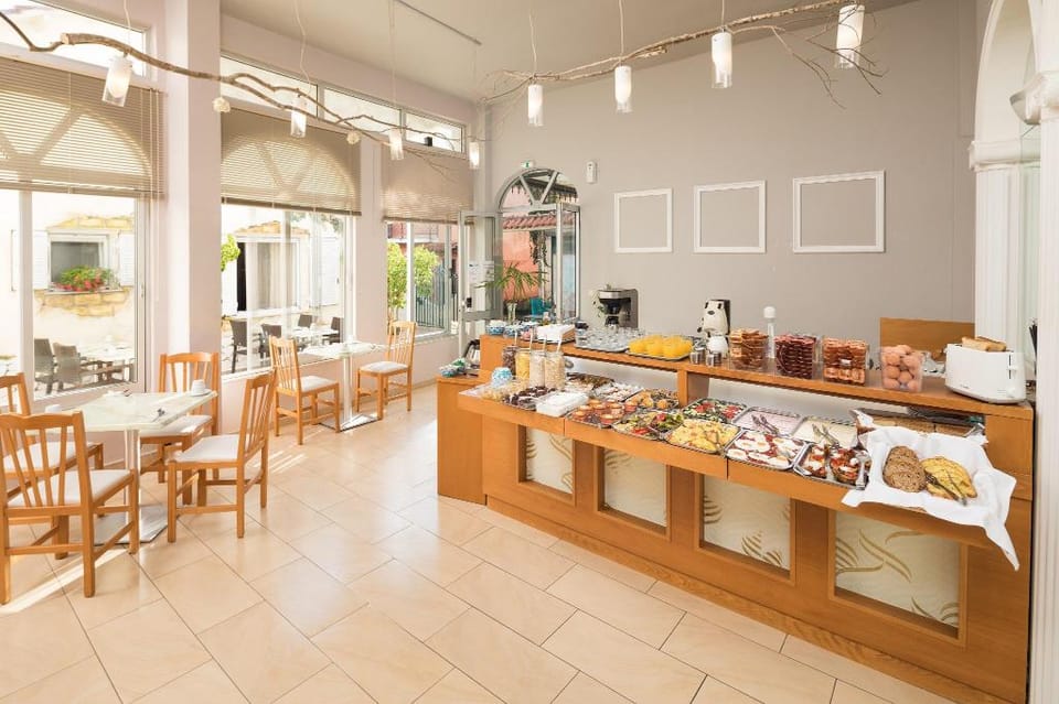 Bella Vista Beach Hotel Hotel in Corfu, Greece
