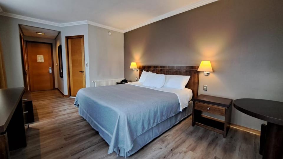 Hotel Diego de Almagro Coyhaique Hotel in Chubut Province, Argentina