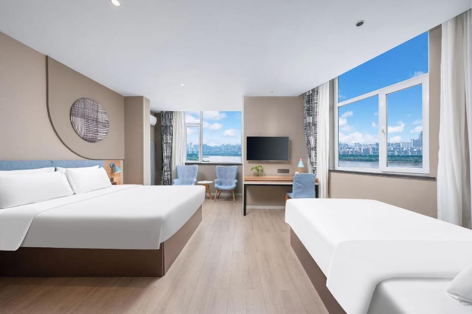 Home Inn Neo Linyi Binhe Avenue Hotel in Shandong