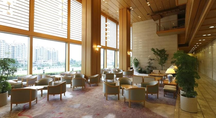 Takarazuka Onsen Hotel Wakamizu Ryokan in Hyogo Prefecture