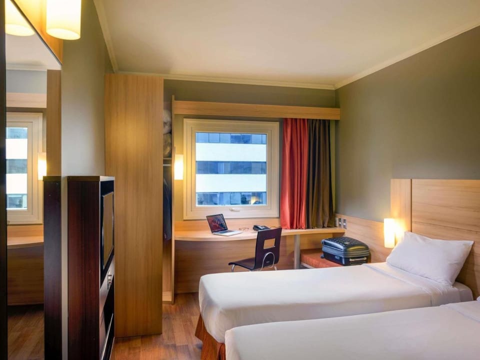 Ibis Santiago Providencia Hotel in Providencia