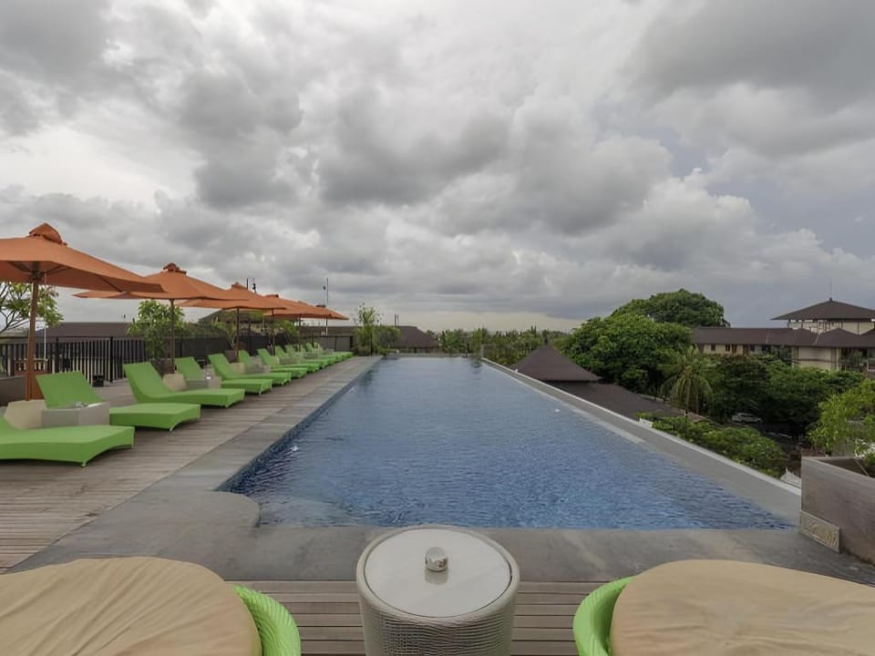 Palette Legian Beach Hotel in Kuta
