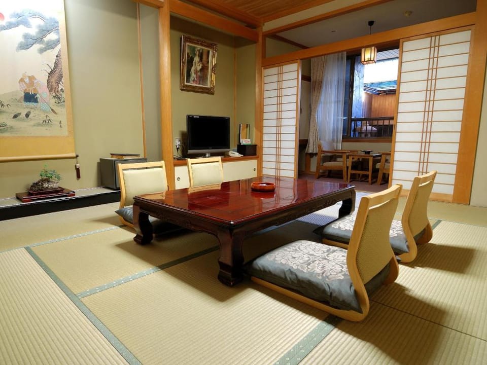 Ryokan Hida Beef - Hida Gyu No Yado Hotel in Takayama