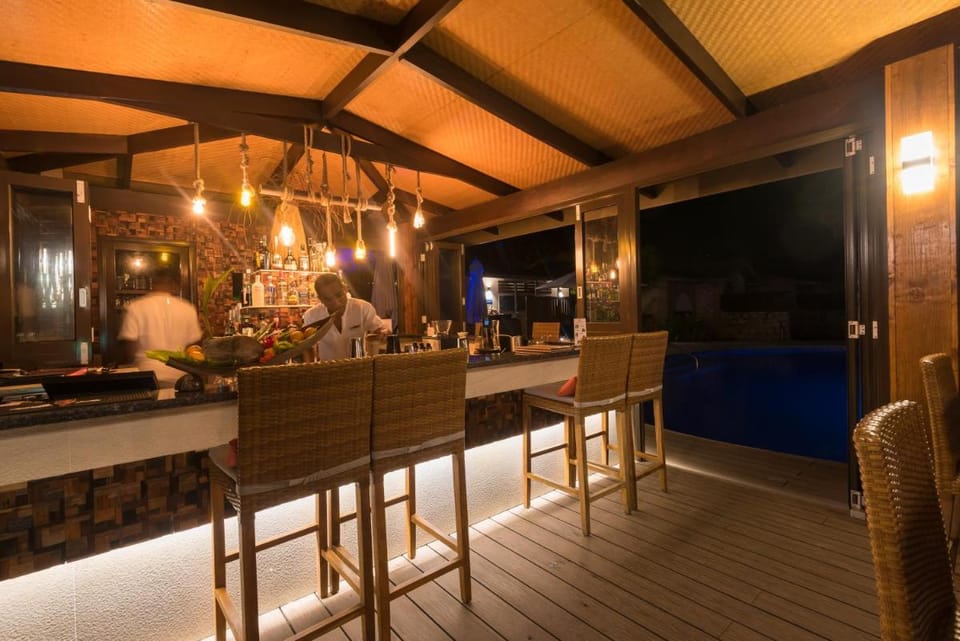 Coco de Mer and Black Parrot Suites Hotel in Africa