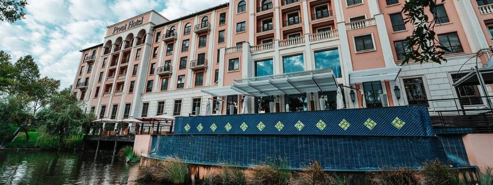 Pivot Hotel Montecasino Hotel in Sandton
