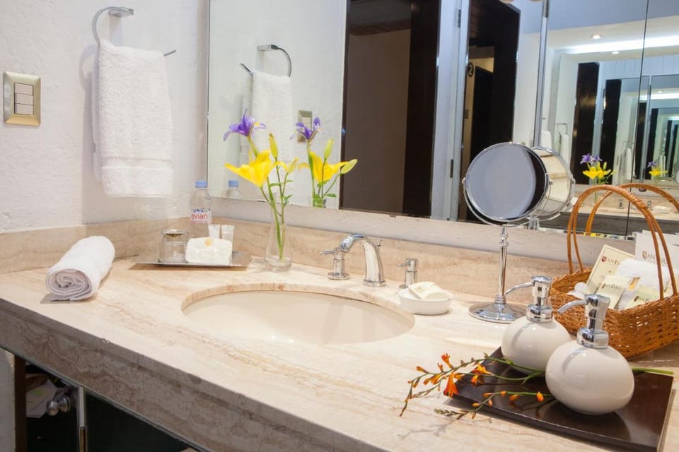 Antara Hotel & Suites - Miraflores Hotel in Miraflores