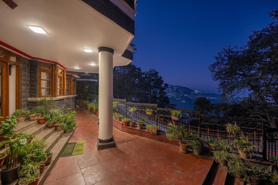 Wingait Inn - Hotel Near Shimla Mall Road Hotel in Shimla