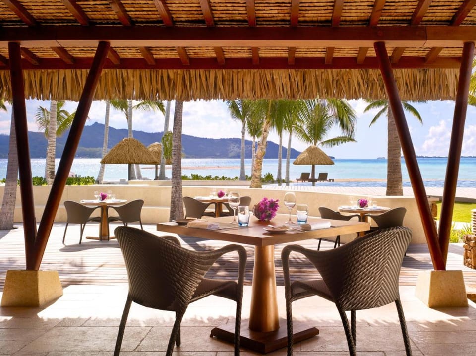 Four Seasons Resort Bora Bora Resort in Bora-Bora