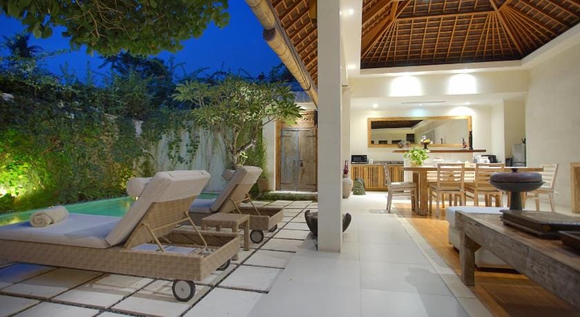 Villa Bali Asri Batubelig Villa in North Kuta