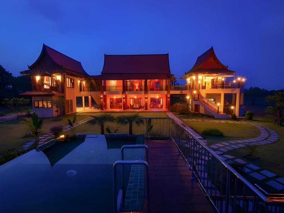Nakara Villas and Glampings Tents Villa in Laos