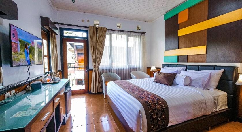 Rollaas Hotel and Resort Hotel in East Java