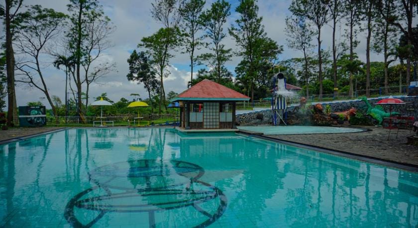 Rollaas Hotel and Resort Hotel in East Java