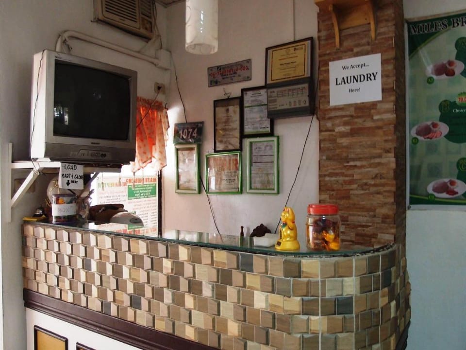 Miles Eyc Pension House Hotel in Tagbilaran City