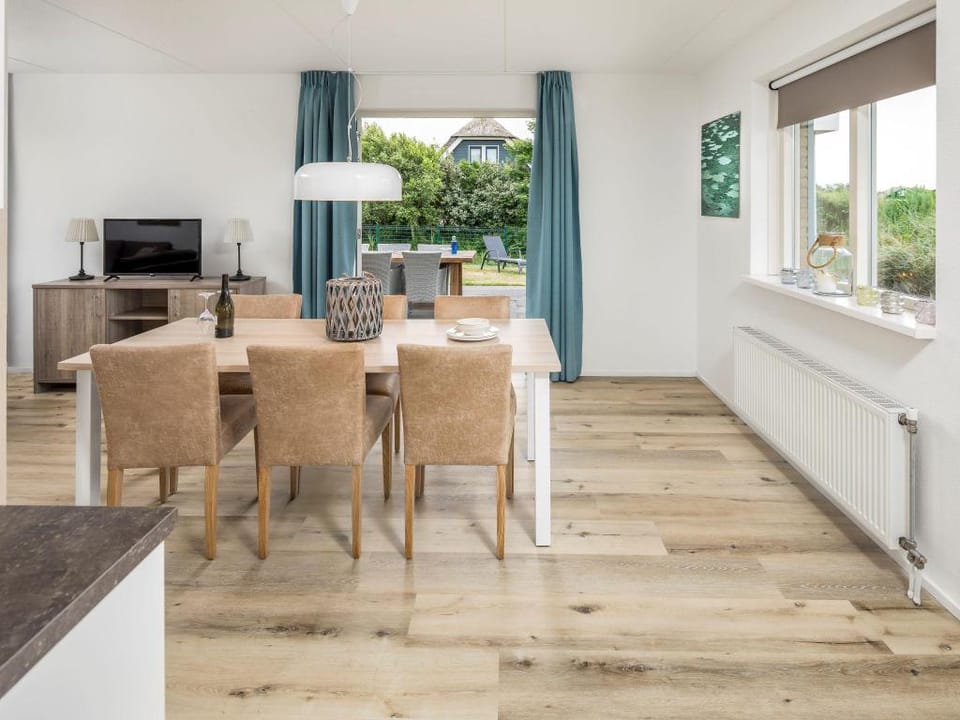 Villa near Dutch Beach with Garden Terrace Villa in Julianadorp
