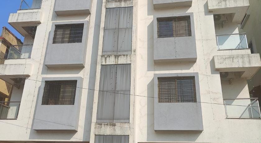 Hotel Midtown Inn Hotel in Maharashtra