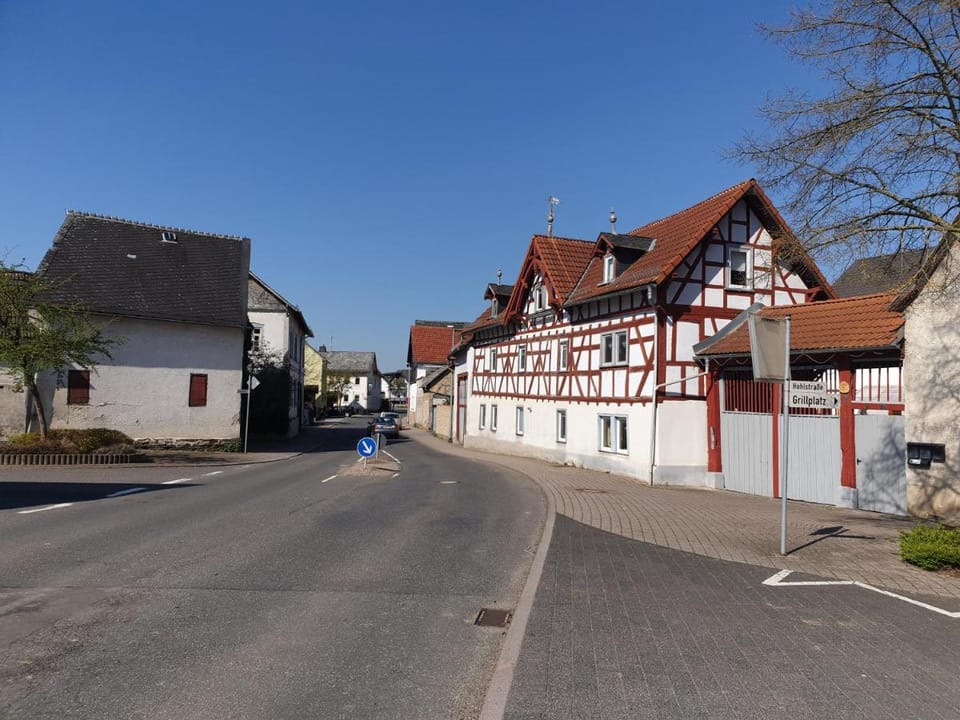Pension Zum Adler Bed and Breakfast in Rhineland-Palatinate