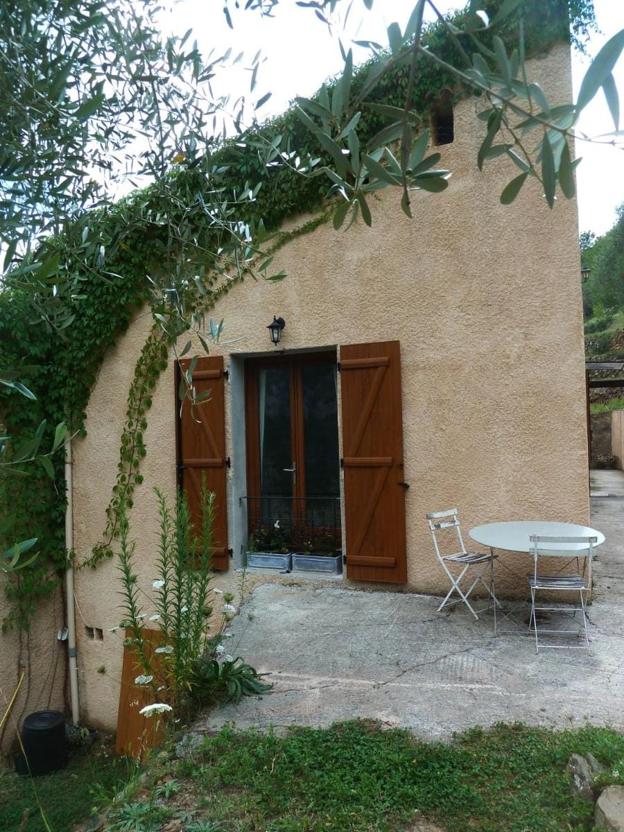 Le Mont d'Olivine Bed and Breakfast in Provence-Alpes-Côte d'Azur