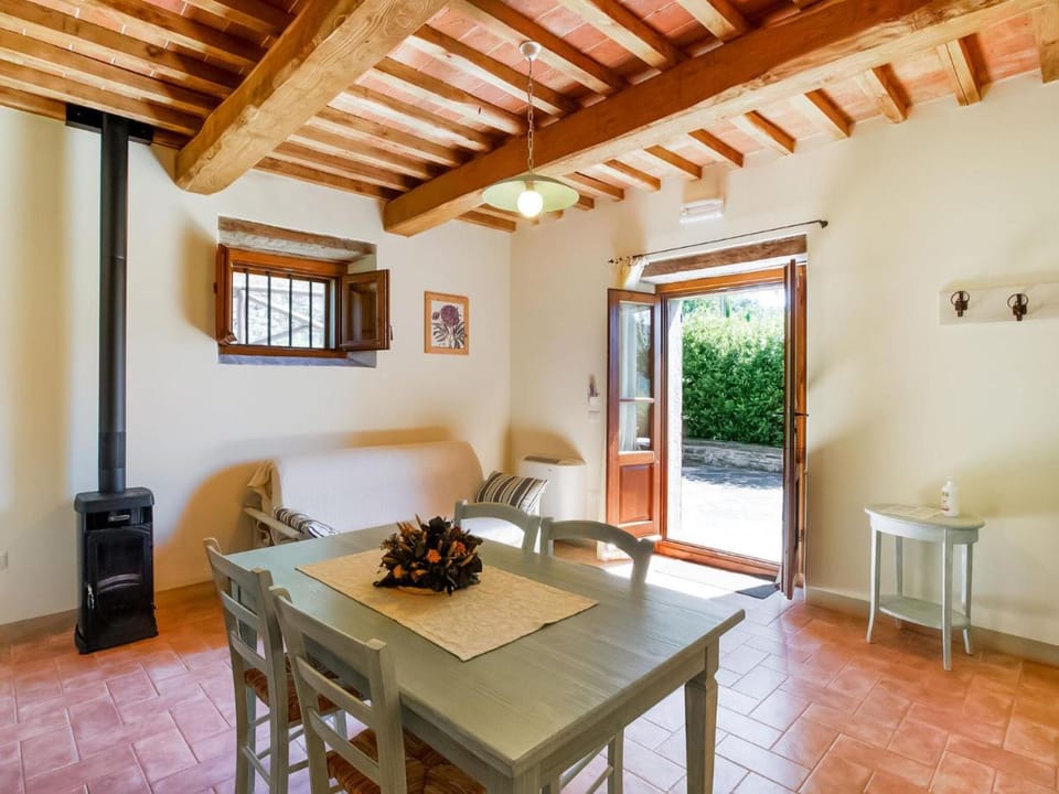Tranquil Retreat in Anghiari Vacation rental in Umbria