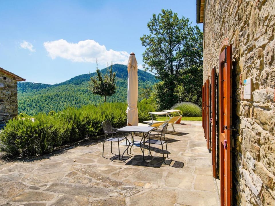 Tranquil Retreat in Anghiari Vacation rental in Umbria