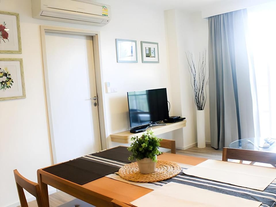 Summer Hua Hin Condo Room 204 Apartment in Nong Kae