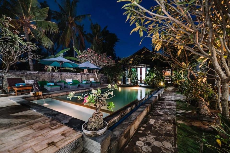 D and B Bungalows Hotel in Nusapenida