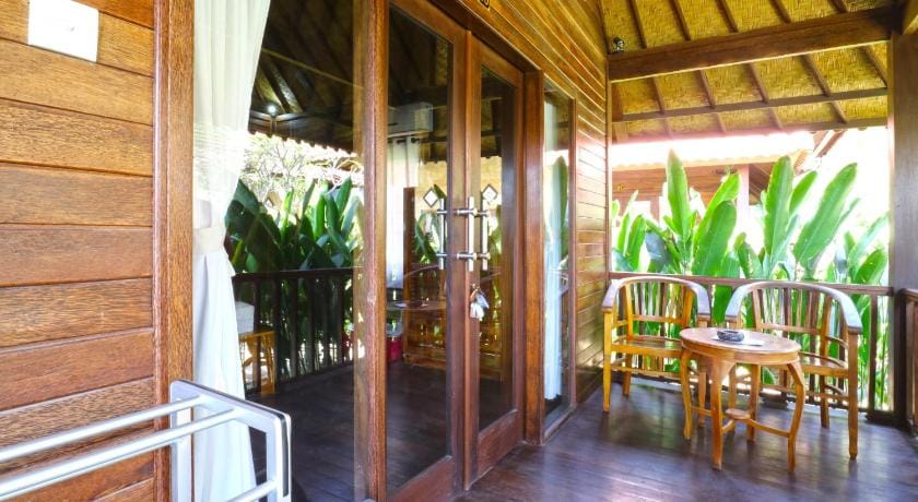 Nyoman Guesthouse Bed and Breakfast in Nusapenida