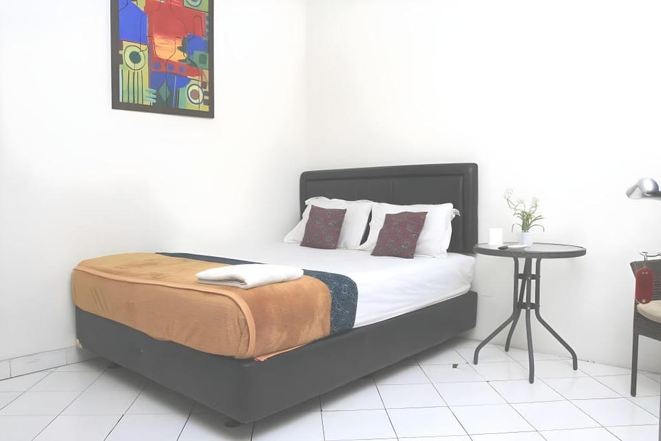 Bantal Guling Trans Bed and Breakfast in Bandung