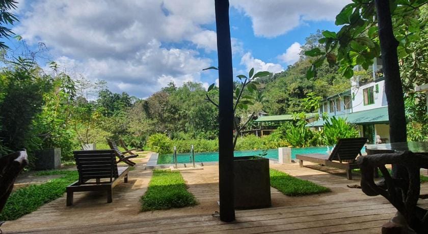 Sinharaja Forest Edge Guest House Bed and Breakfast in Southern Province