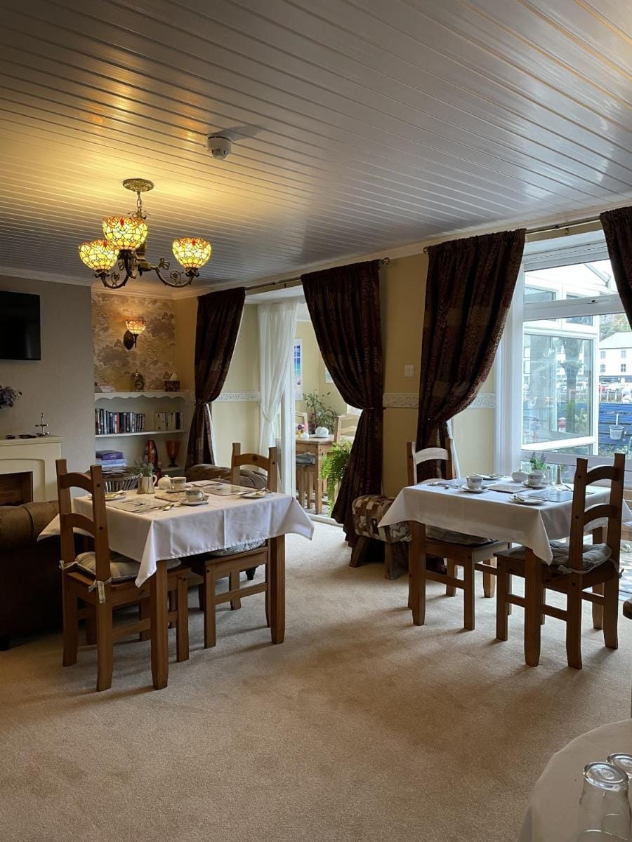 Little Mainstone Guest House Bed and Breakfast in Looe