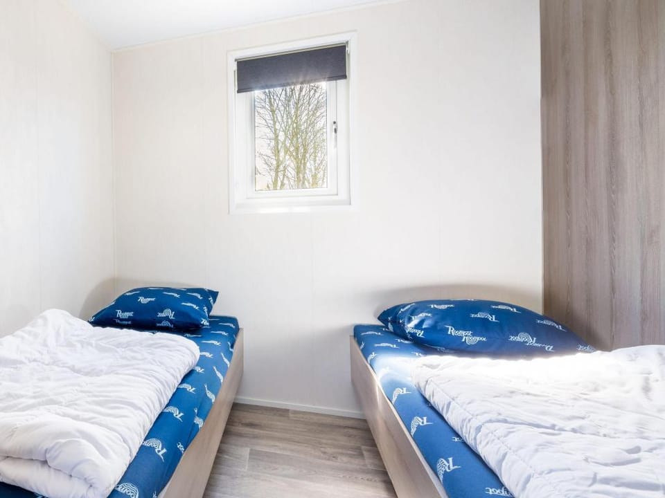 Cozy Chalet w Pool Access Vacation rental in Drenthe (province)