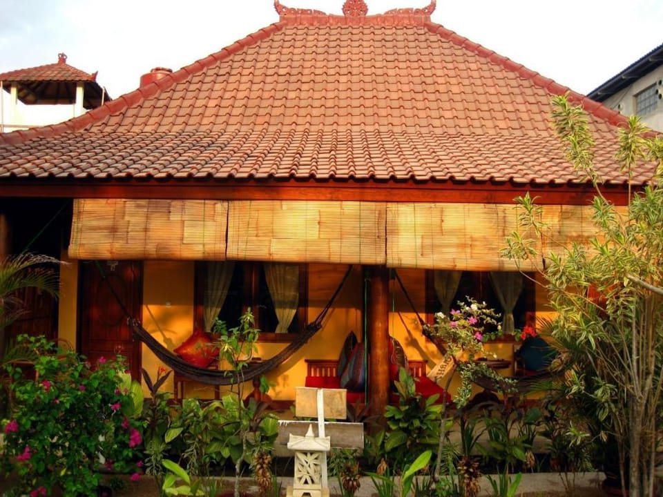 Puri Sayang Bungalows Hotel in Pemenang