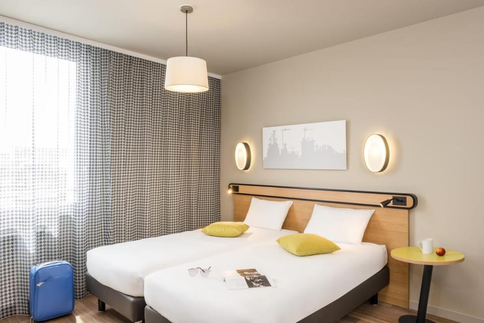 Aparthotel Adagio Access Paris Massy Gare Apartment hotel in Massy