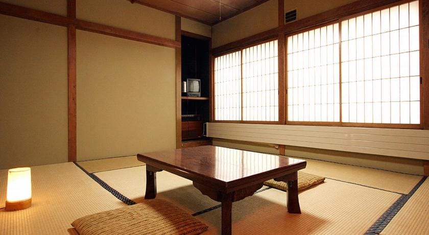 Ougiya Ryokan Ryokan in Hakuba
