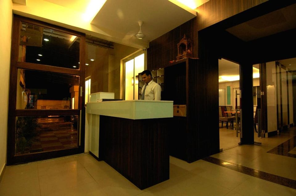 Hotel Premiere Villa Hotel in Varanasi