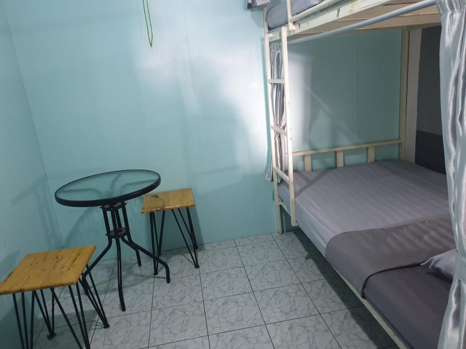 i-smile Hostel Bed and Breakfast in Chiang Mai