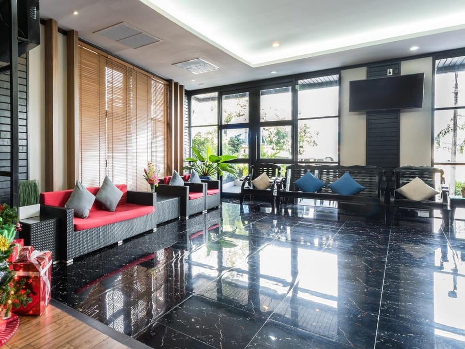 Golden Tulip Essential Pattaya Hotel in Pattaya City