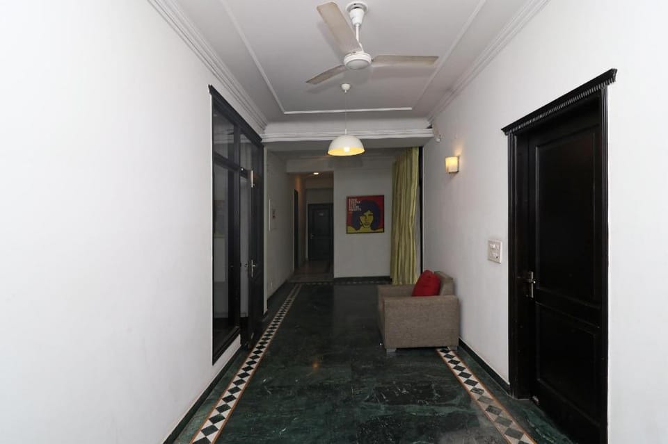 Super Hotel O Hare rama guest house Hotel in New Delhi