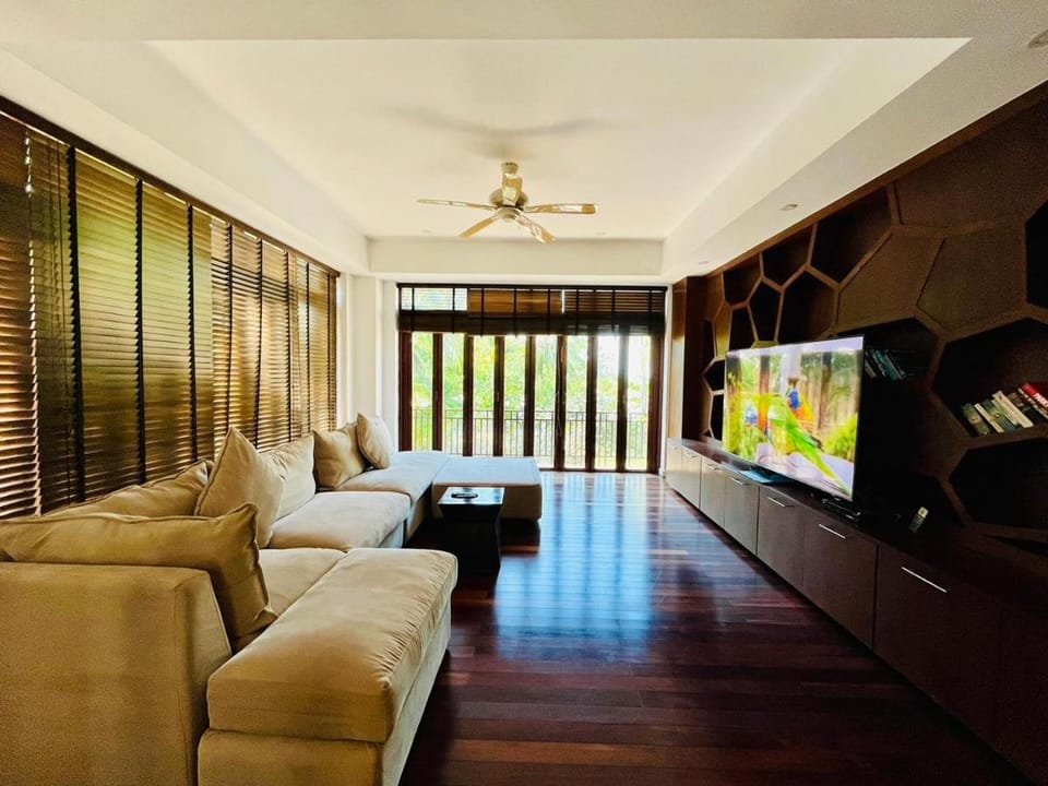 Amatapura Beachfront Villa 12, SHA Certified Villa in Krabi Changwat