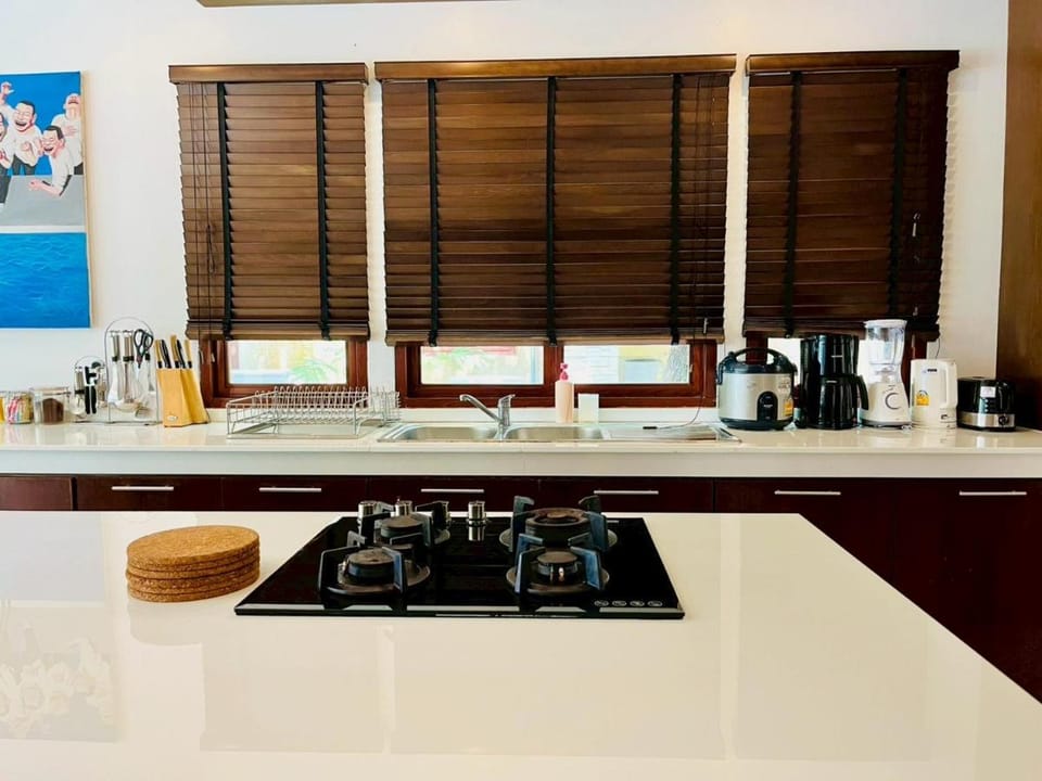 Amatapura Beachfront Villa 12, SHA Certified Villa in Krabi Changwat
