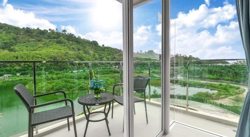 Fishermens Harbour Urban Resort - SHA Plus Hotel in Patong