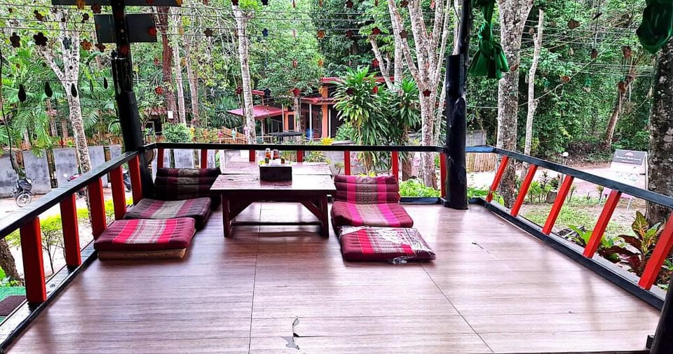 Lanta Maikeaw Bungalow Lodge in Krabi Changwat