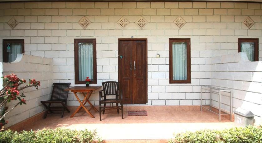 Rambo Homestay Bed and Breakfast in Bali
