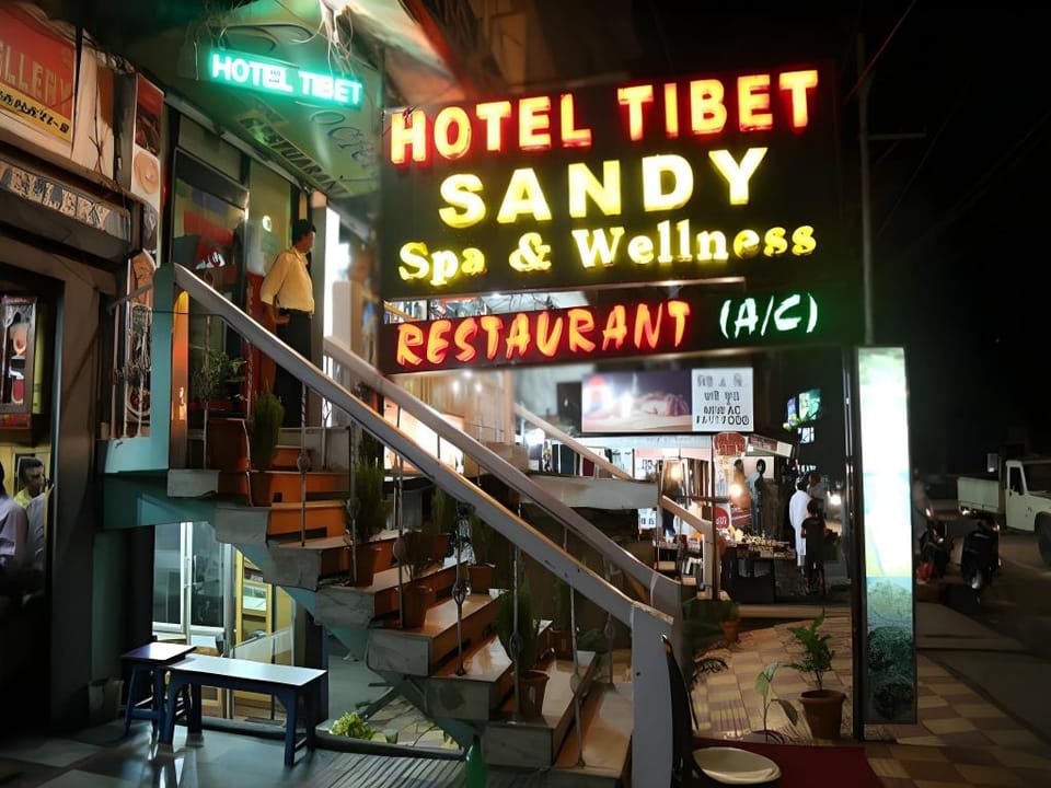 Hotel Tibet Hotel in Bangladesh